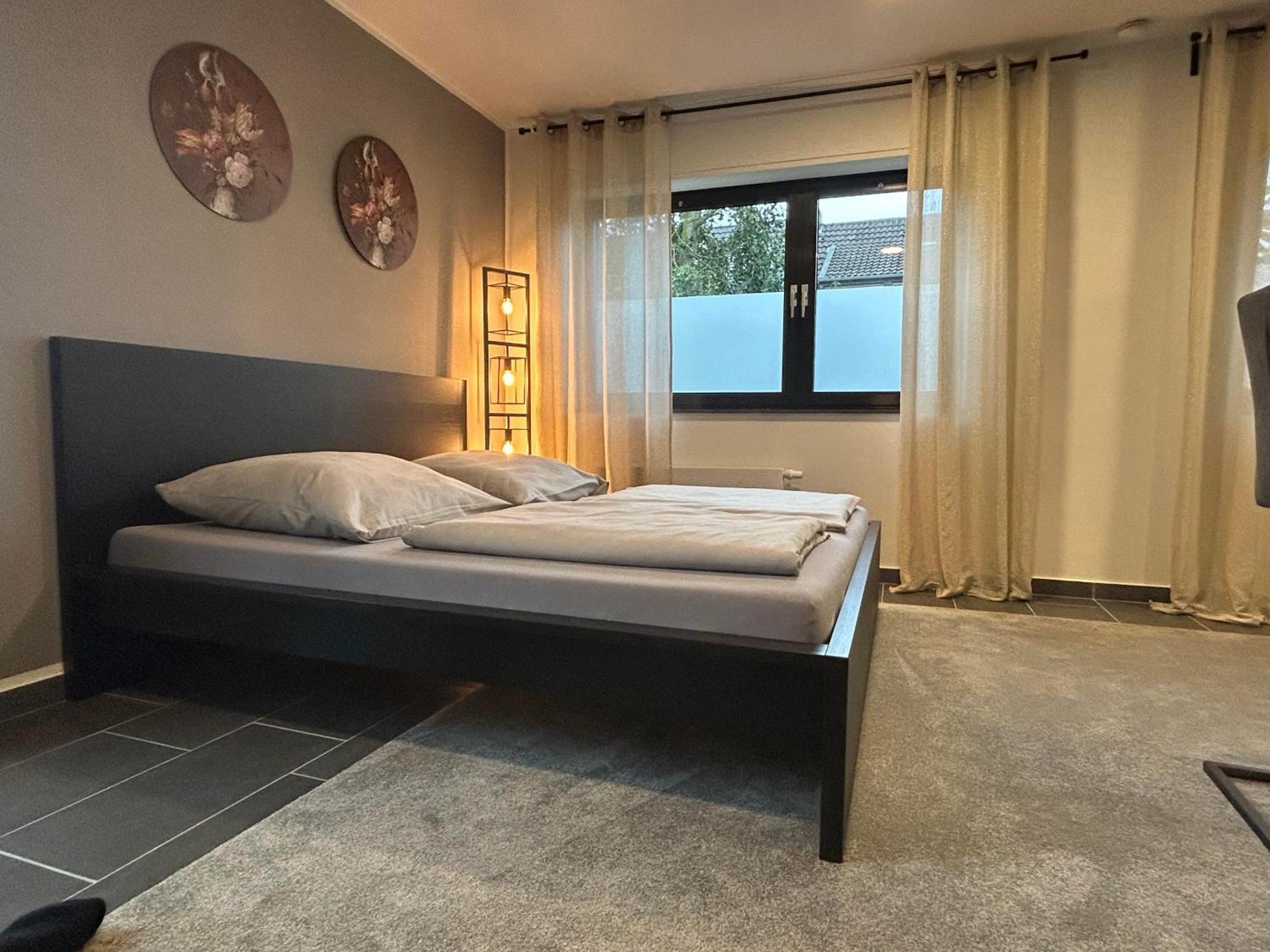 Cosy Bungalow-Apartment In Ruhiger Toplage - Naehe Duesseldorf كريفيلد المظهر الخارجي الصورة