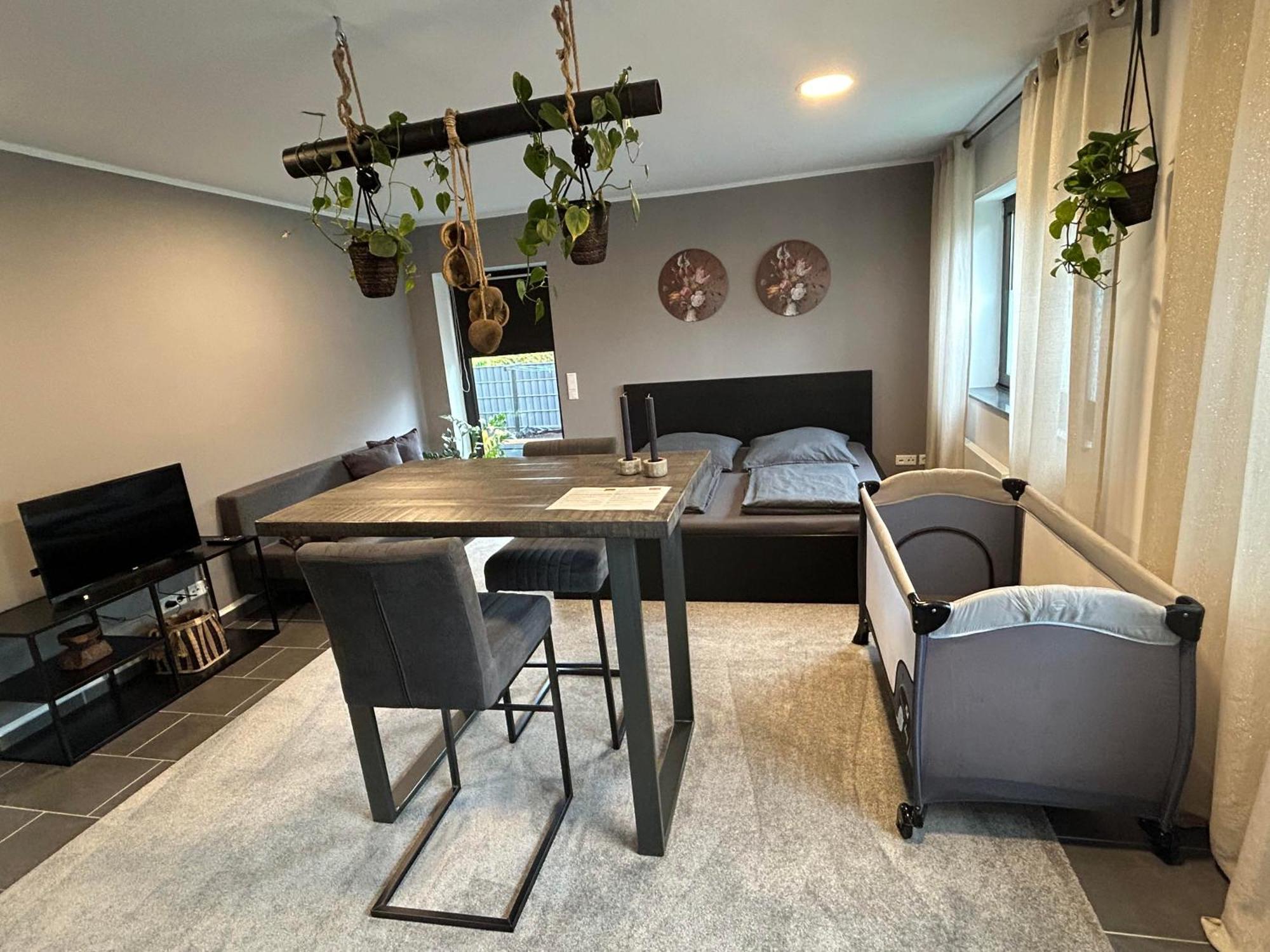Cosy Bungalow-Apartment In Ruhiger Toplage - Naehe Duesseldorf كريفيلد المظهر الخارجي الصورة